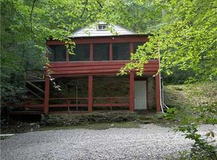 11 Laurel Ln, Normalville, PA 15469