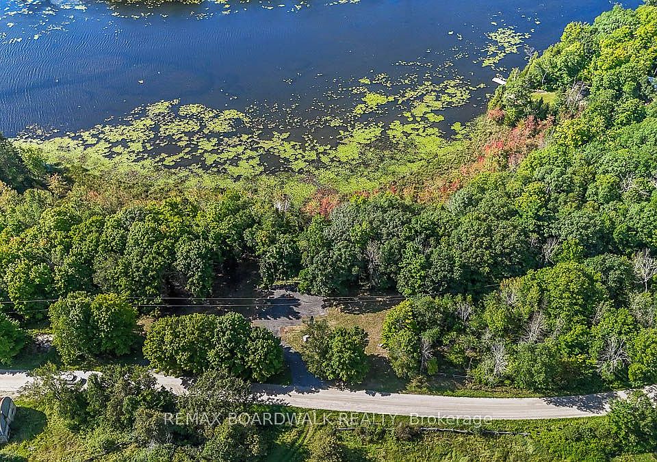 1st image of 790 Ennis Rd
