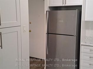945 Simcoe St N #1, Oshawa, ON L1G4W3