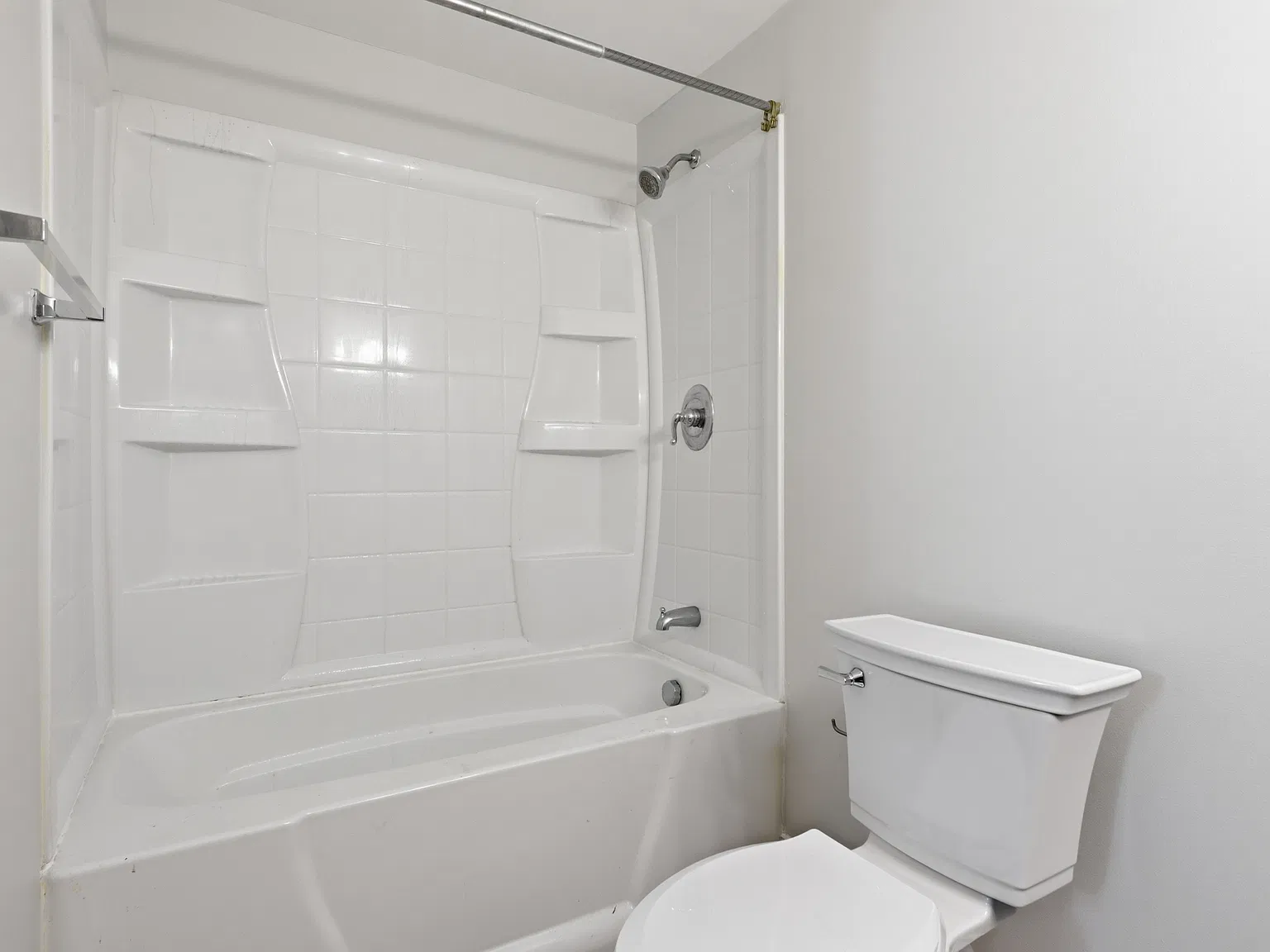 1345 Euclid St NW — Photo 4