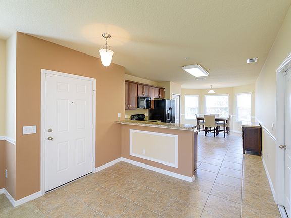 5th image of 2341 Chatham Place Dr