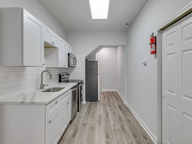 Brand New Luxury Temple Apartments — Photo 28