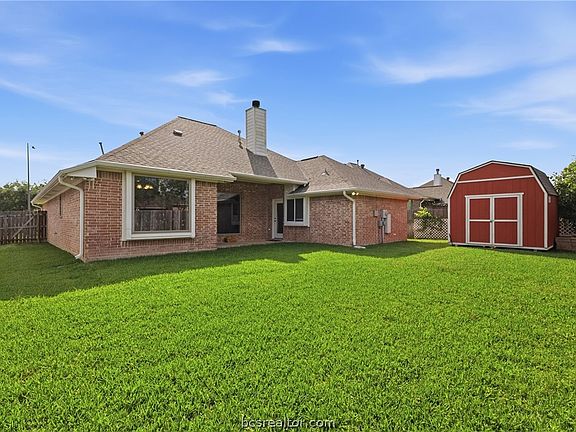 5th image of 8407 Alison Ave