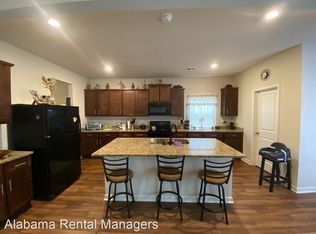 405 Farmhouse Ln N, Springville, AL 35146
