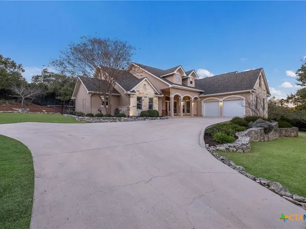 285 Bentwood Dr, Spring Branch, TX 78070