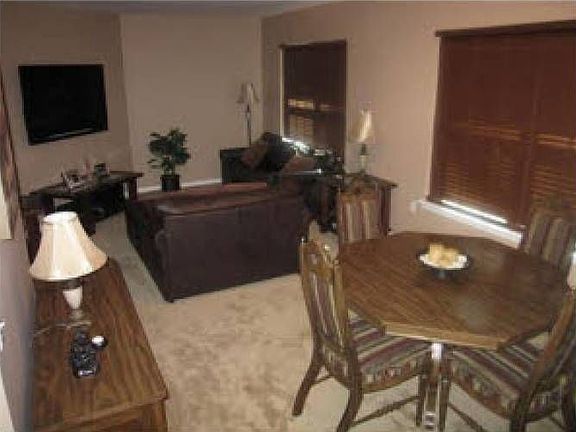 1109 MORNING GLORY DR