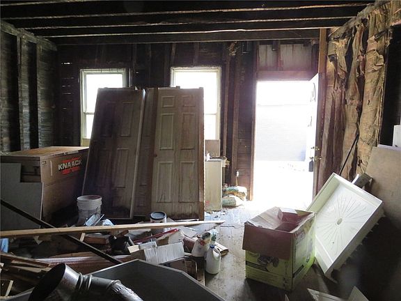 2nd image of 1448 Beldale St
