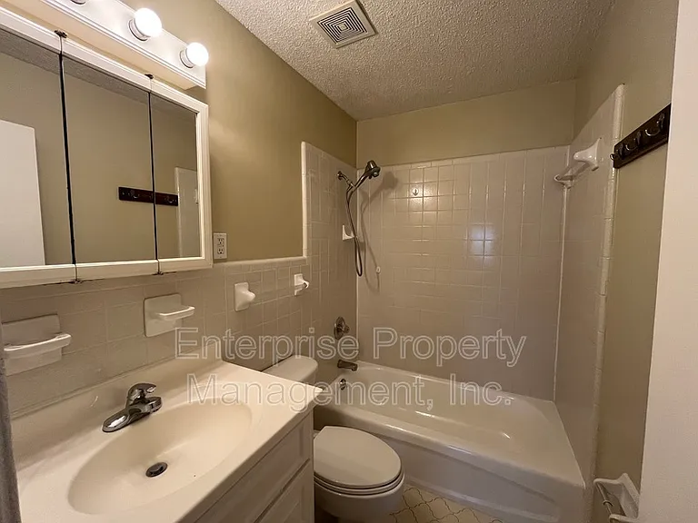 6967 Dawnhill Rd — Photo 16