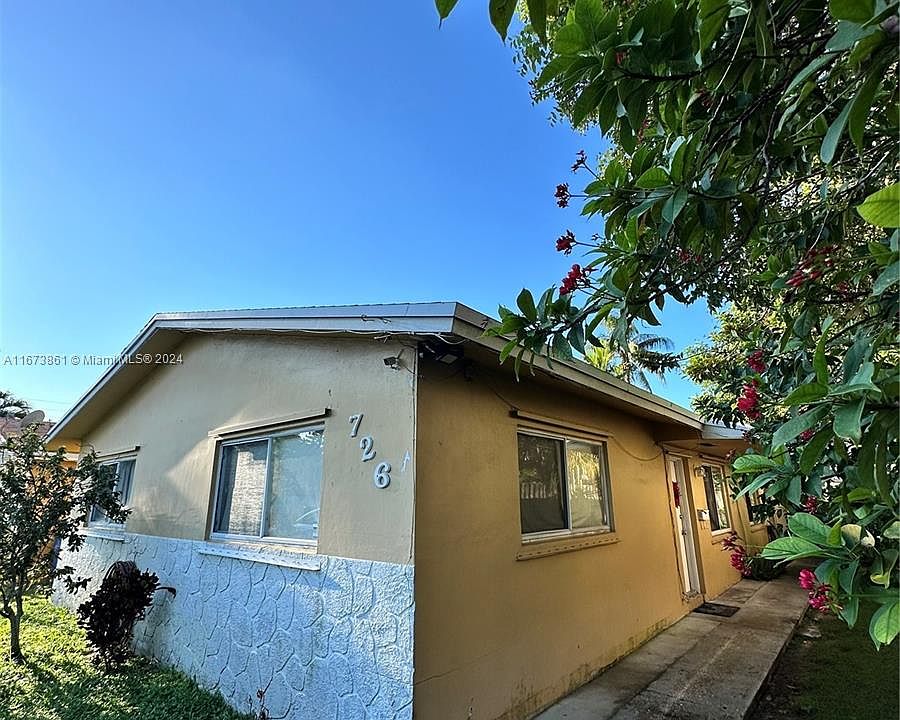 2nd image of 726 SW 7th St