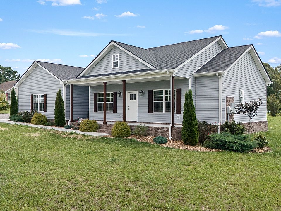 1st image of 148 Oak Tree Dr