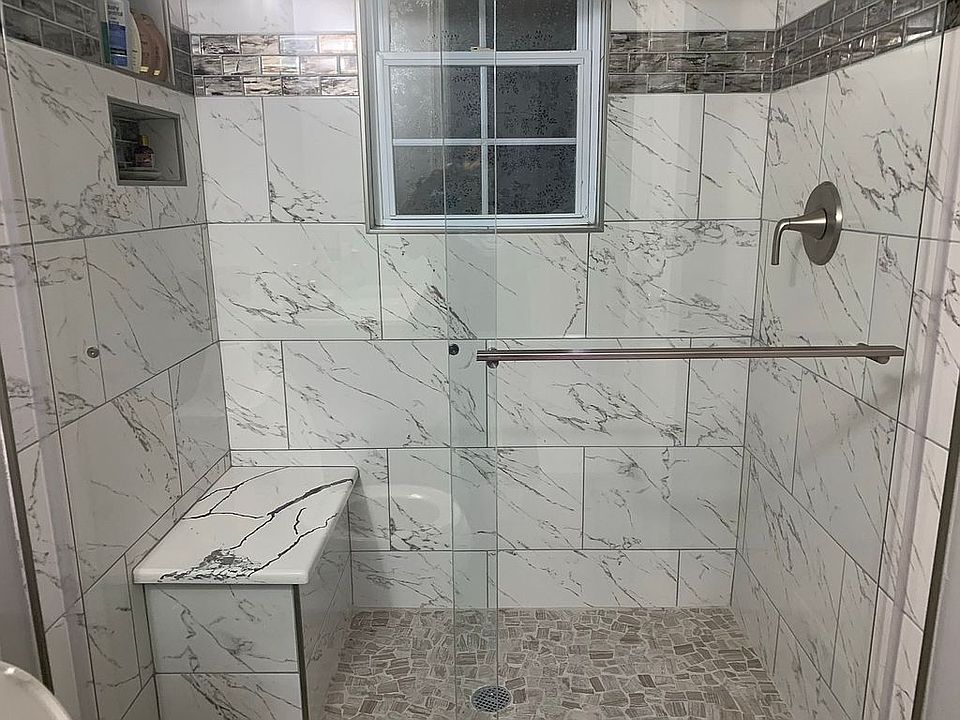 Updated 2nd Bathroom 