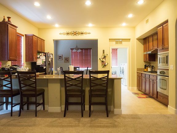 3rd image of 6515 Bloomfield Ln