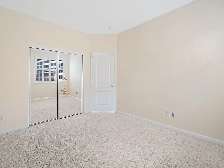 48900 Sauvignon Ct — Photo 38