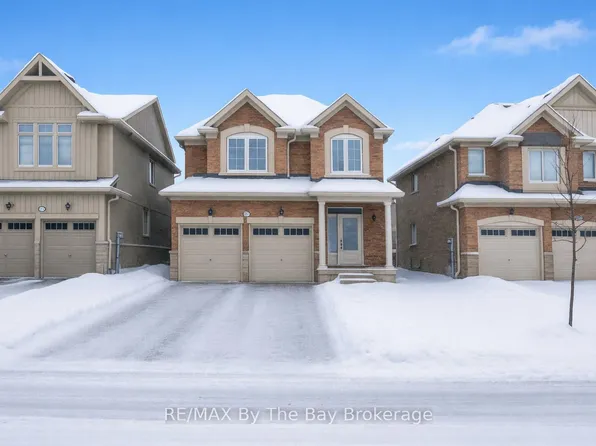 97 Tracey Ln, Collingwood, ON L9Y 3Z6