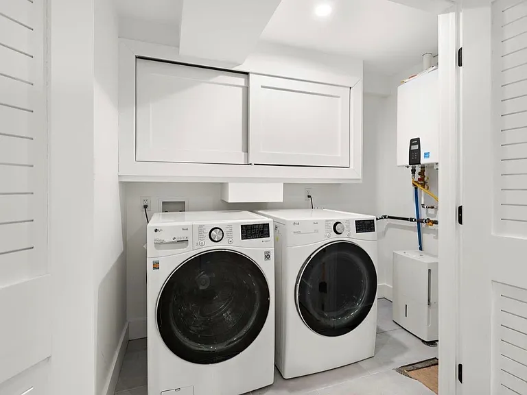 2602 Palisade Ave #1 — Photo 34
