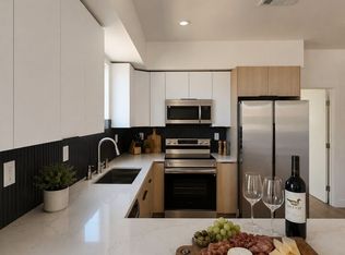 10827 Peach Grove St, North Hollywood, CA 91601