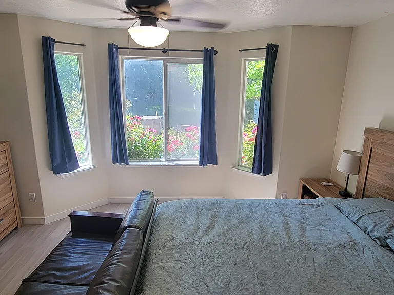 S Bluegrass Dr — Photo 5