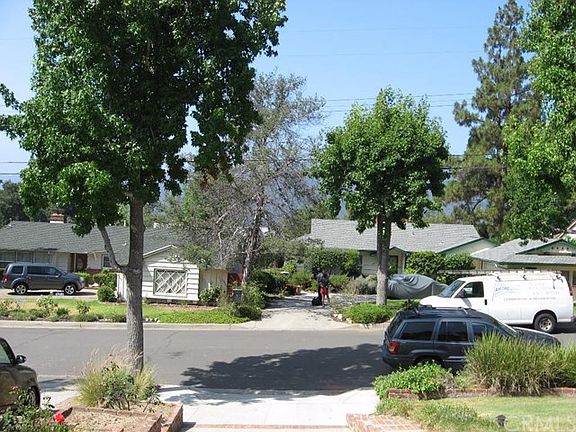 2nd image of 3431 Fairesta St