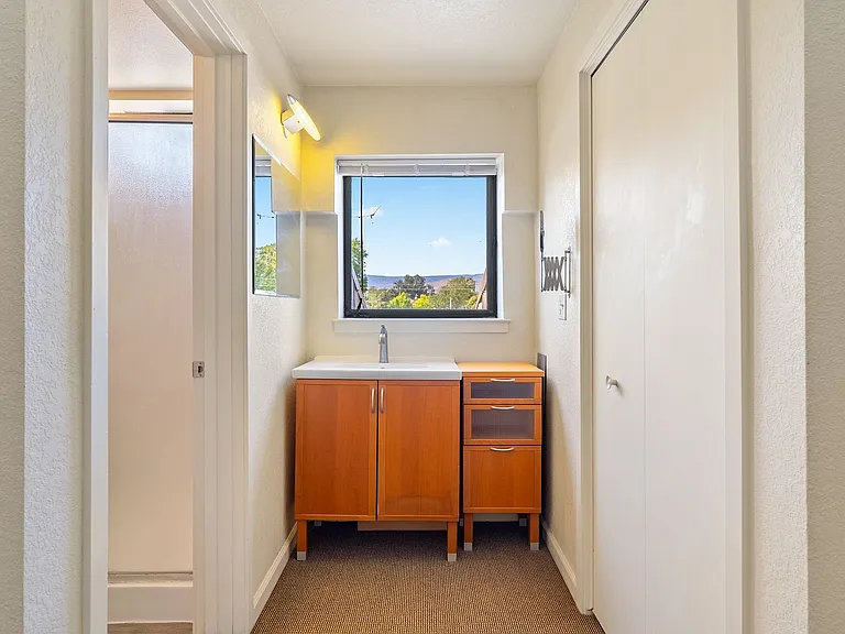 2074-2078 Parker Street - Residential — Photo 20
