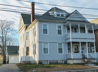 20 Summit Ave, New London, CT 06320