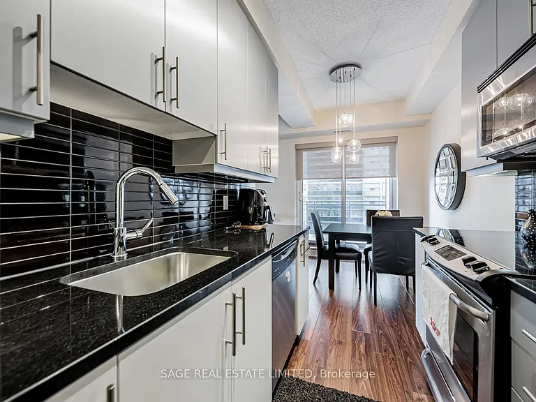 83 Redpath Ave #507 — Photo 7