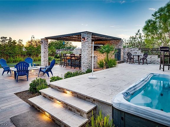 4th image of 3178 Porto Vittoria Ave