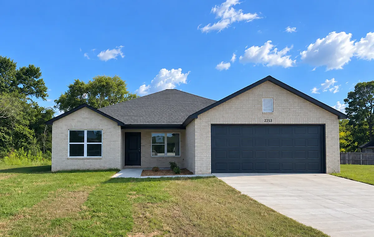 3 bed, 1633 sqft, $1,995 — Photo 1