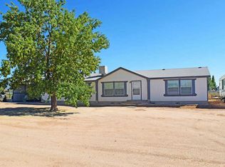 3 El Modera Rd, Los Lunas, NM 87031