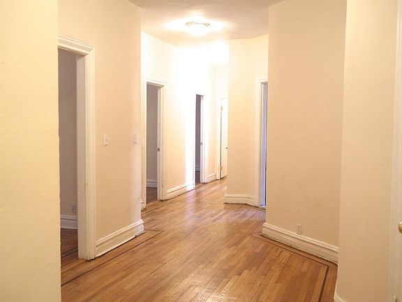4th image of 724 E 27th St APT 5A