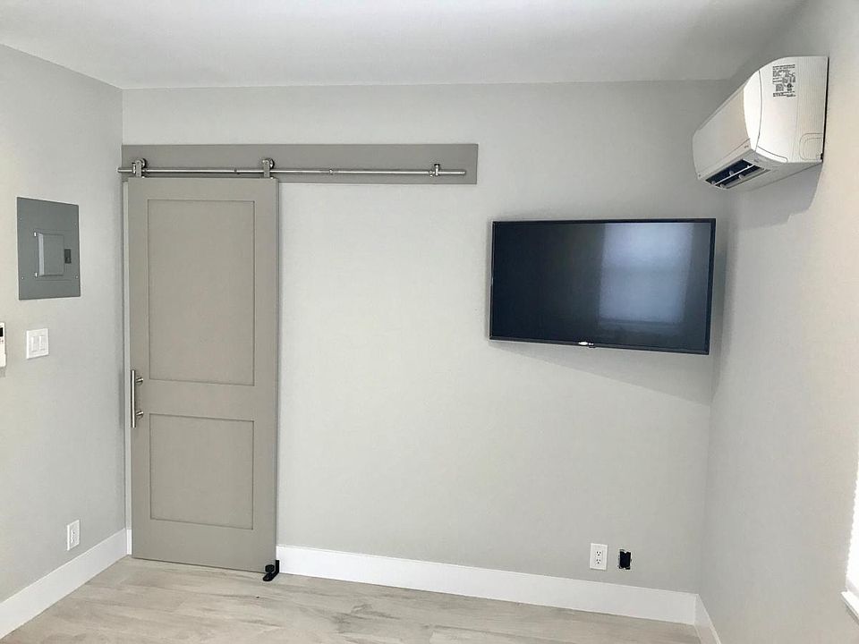 1st image of 3810 S Olive Ave