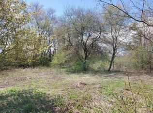 18-20 Old, North Brookfield, MA 01535