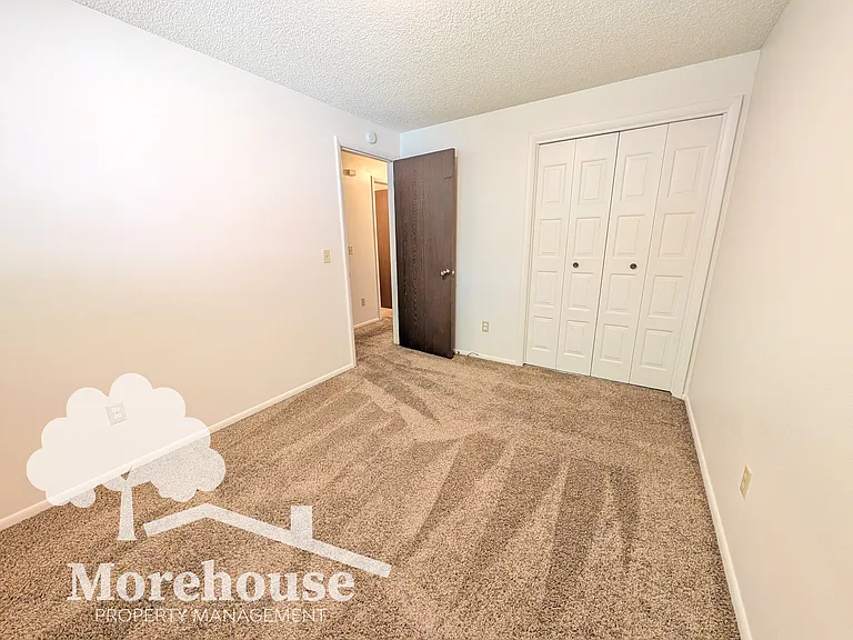 2054 S Colorado Ave — Photo 10