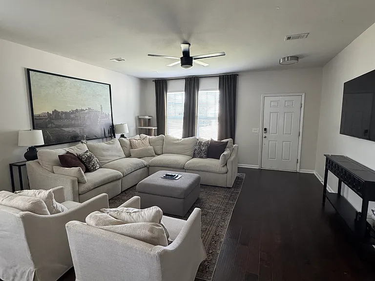 1 Waterbuck Ct — Photo 3