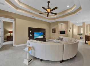 7848 Clemson St #6-201, Naples, FL 34104