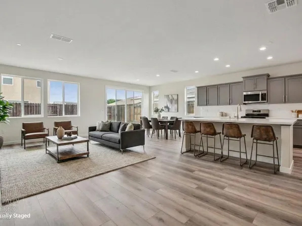 1787 San Anselmo Ct, Plumas Lake, CA 95961