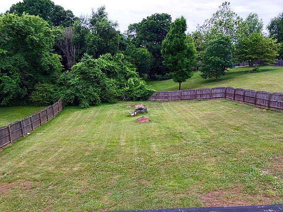 3rd image of 2652 Hansford Dr