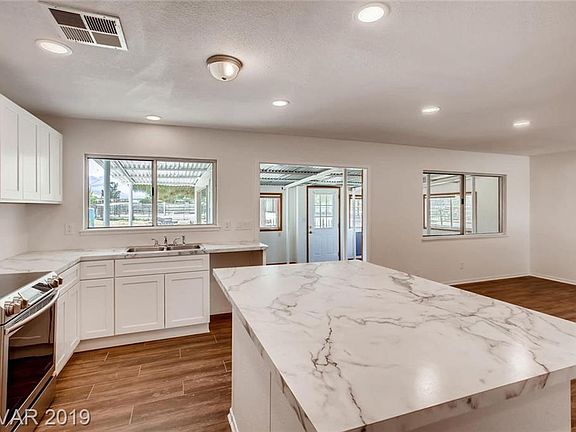 4th image of 4837 N Monte Cristo Way