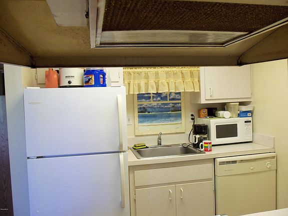 5th image of 265 Ulster Ln #265
