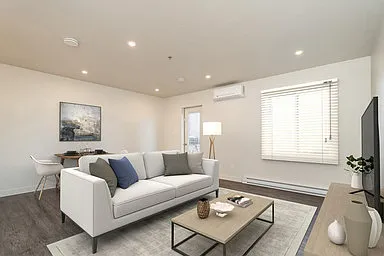 585 Ballantrae Dr — Photo 49