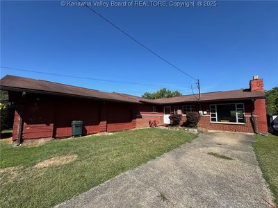 2023 Lakewood Dr, Saint Albans, WV, 25177