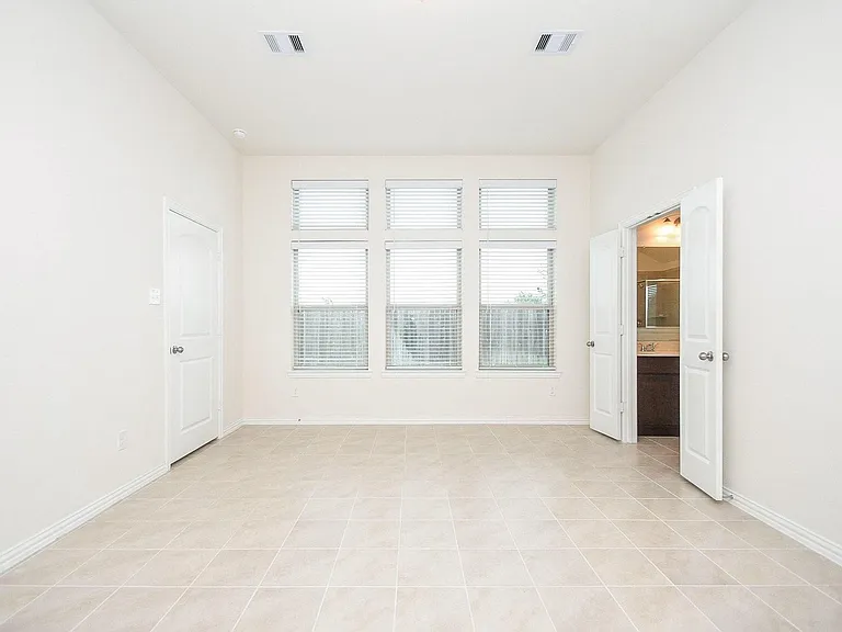 6142 Thief River Falls Dr — Photo 19