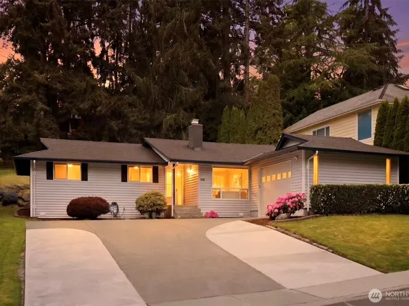 1011 179th Place NE, Bellevue, WA 98008