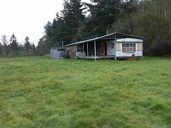 2048 Ocean Beach Rd photo 1