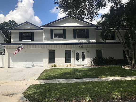Exterior front yard entrance
