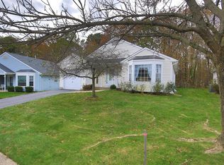 7 Beaver Hollow Dr, Brick, NJ 08724