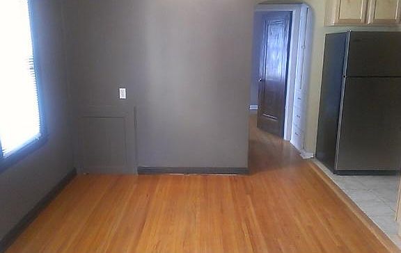 5th image of 4415 Chowen Ave S APT 101