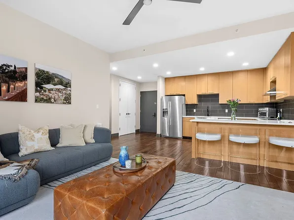 42-60 Crescent St #7E, Long Island City, NY 11101