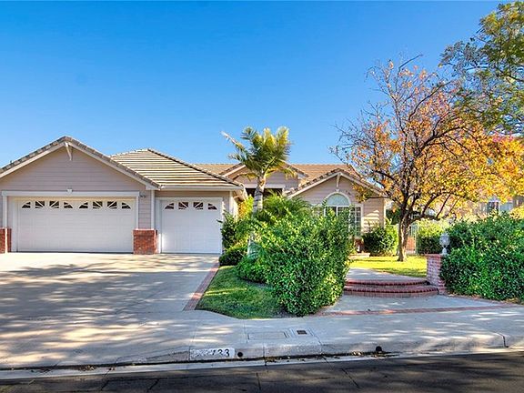 3rd image of 24733 Stonegate Dr