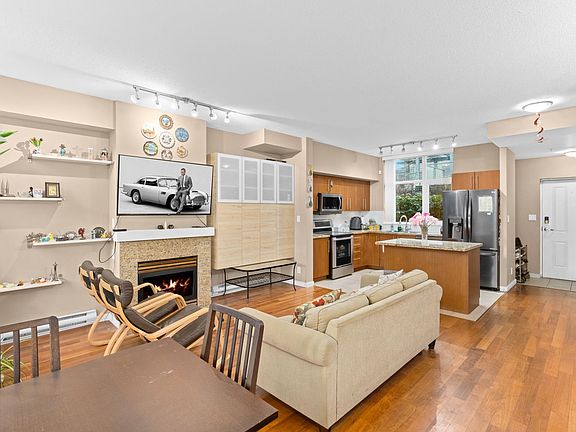 3rd image of 2138 Madison Ave #Townhouse