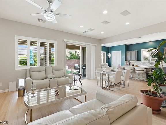 5th image of 2682 Paris Amour St